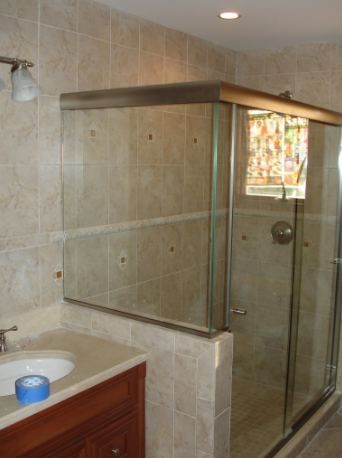 Teaneck Custom Glass Shower Doors