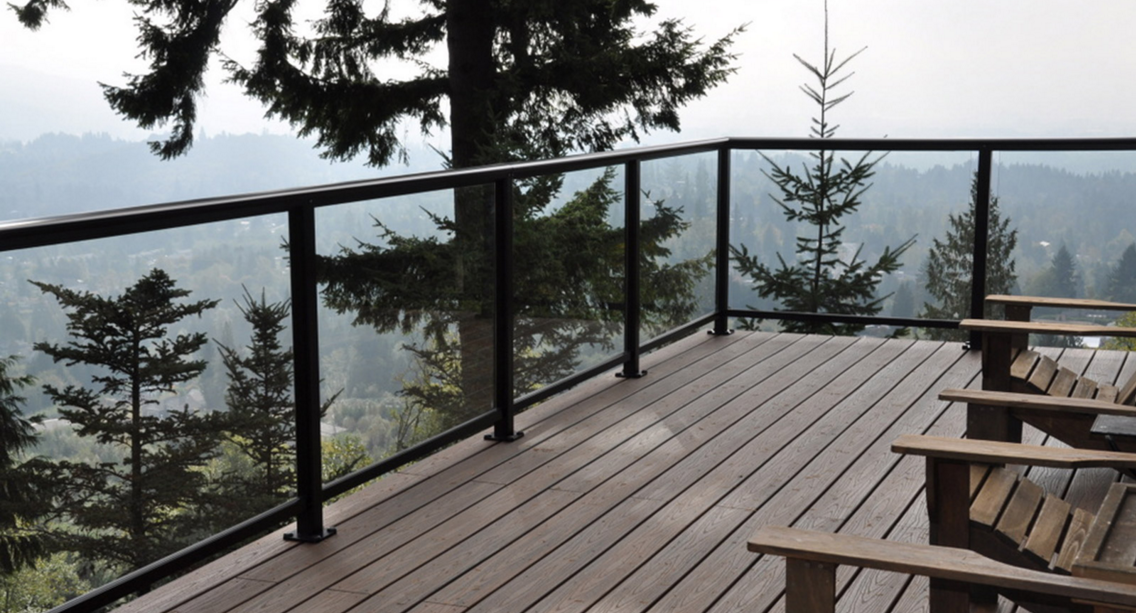 Ups & Downs of Glass Railings for Decks