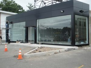 Professional NYC Storefront Glass Service